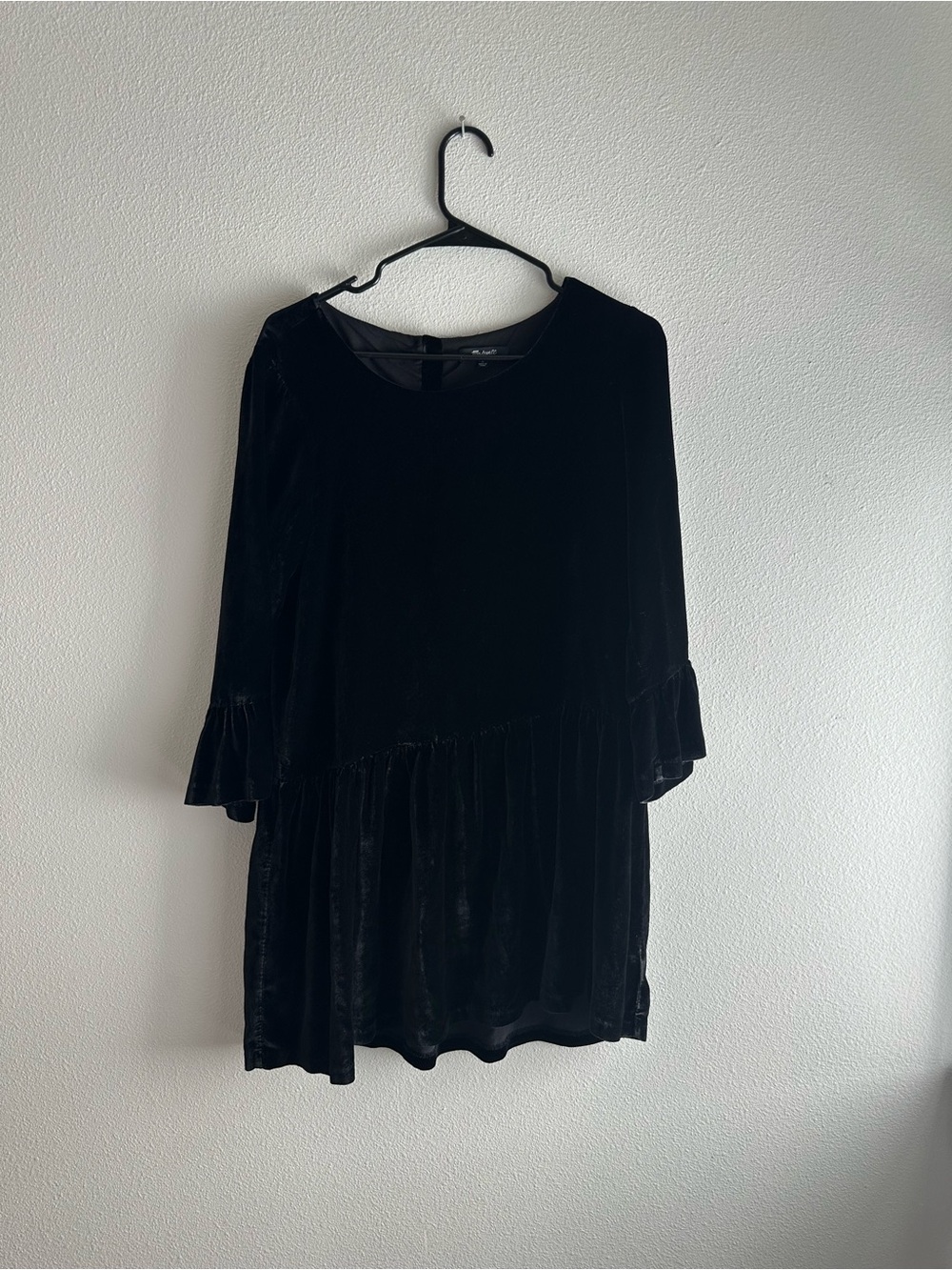 Madewell Black Velvet Ruffle-Sleeve Dress